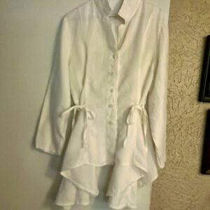 Lagenlook white linen jacket/top